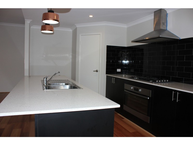 58 Ellinwood Loop, Meadow Springs WA 6210