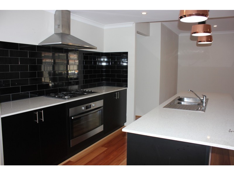 58 Ellinwood Loop, Meadow Springs WA 6210