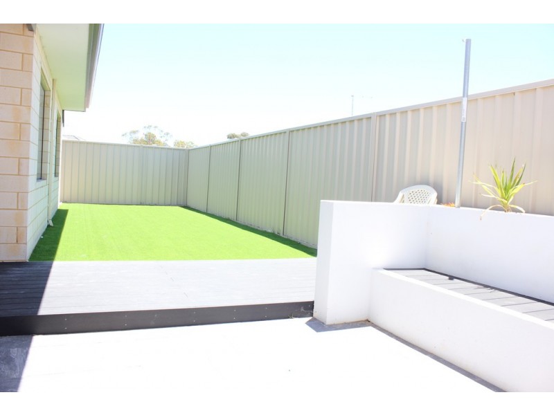 58 Ellinwood Loop, Meadow Springs WA 6210