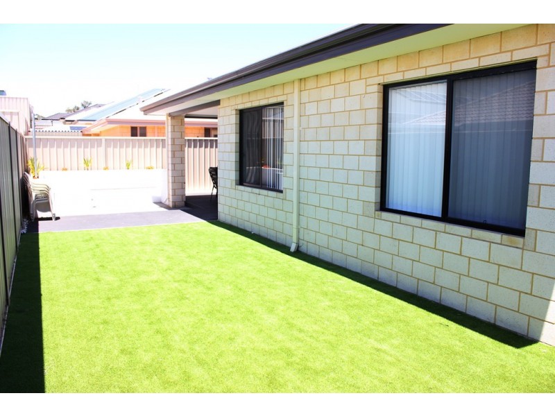 58 Ellinwood Loop, Meadow Springs WA 6210