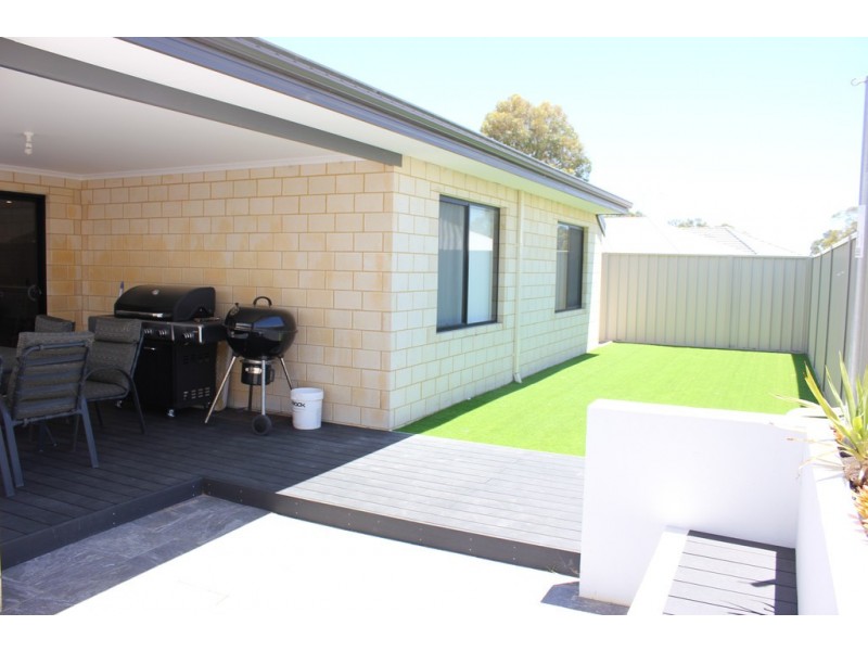 58 Ellinwood Loop, Meadow Springs WA 6210