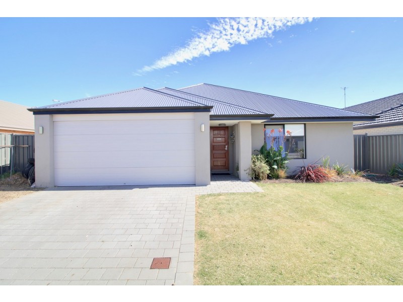 13 Bottlenose Circuit, Waikiki WA 6169
