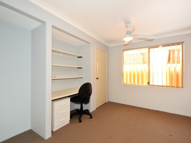 17 Bridgewater Court, Waikiki WA 6169