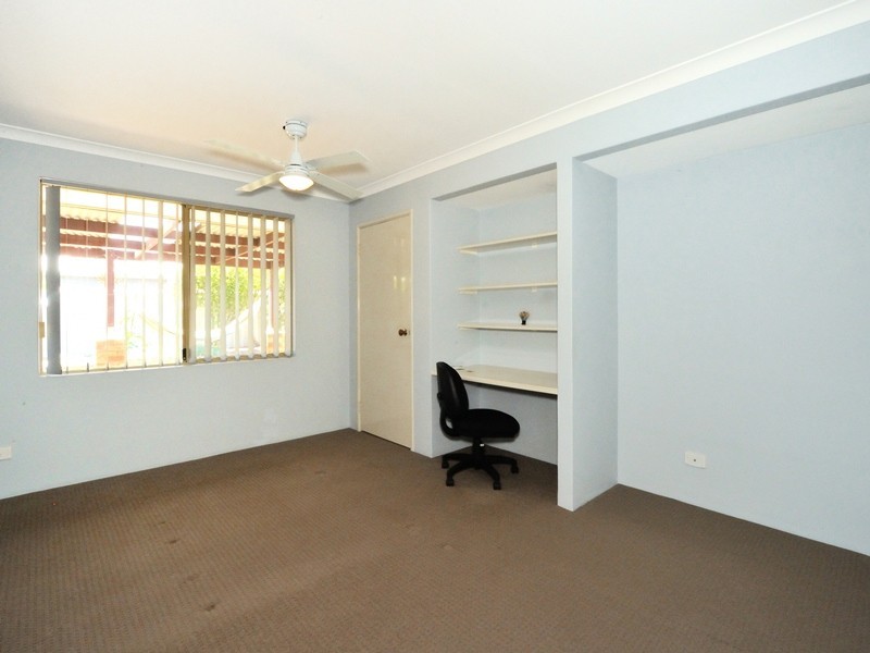 17 Bridgewater Court, Waikiki WA 6169