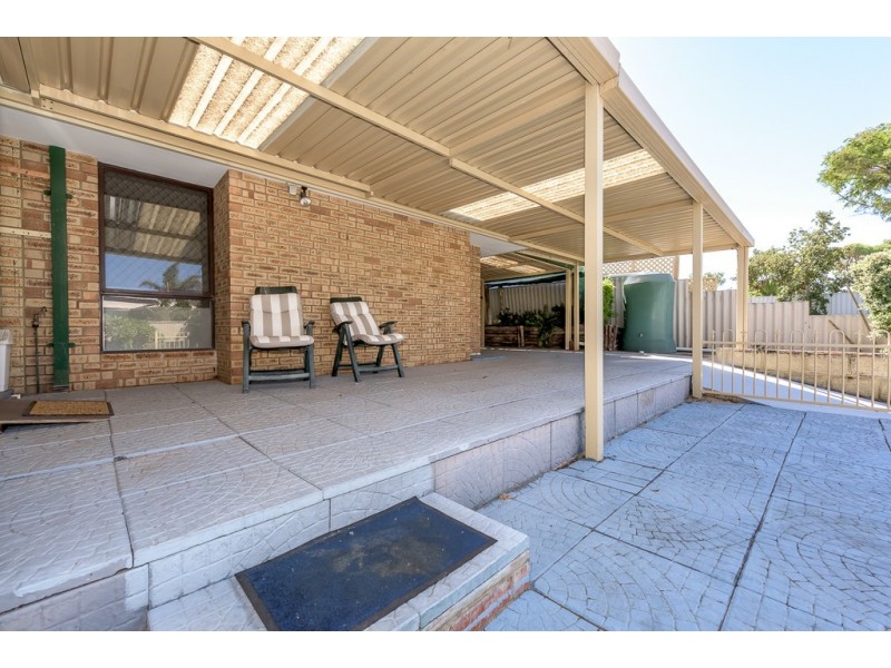 81 Fendam St, Warnbro WA 6169