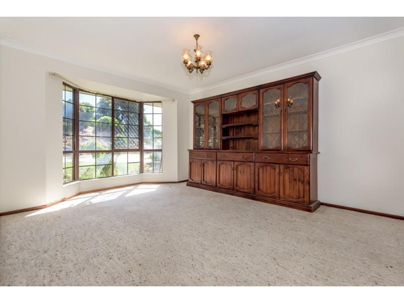 81 Fendam St, Warnbro WA 6169