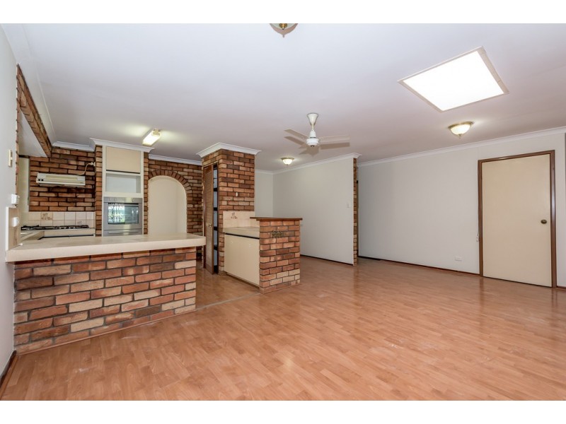 81 Fendam St, Warnbro WA 6169