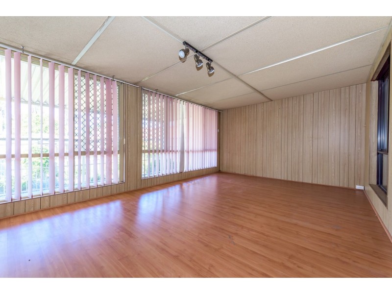 81 Fendam St, Warnbro WA 6169