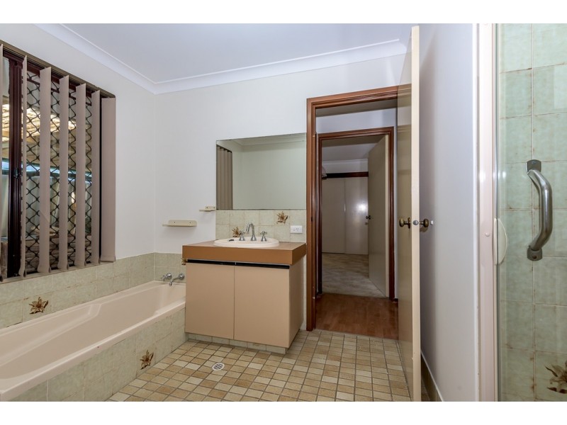 81 Fendam St, Warnbro WA 6169