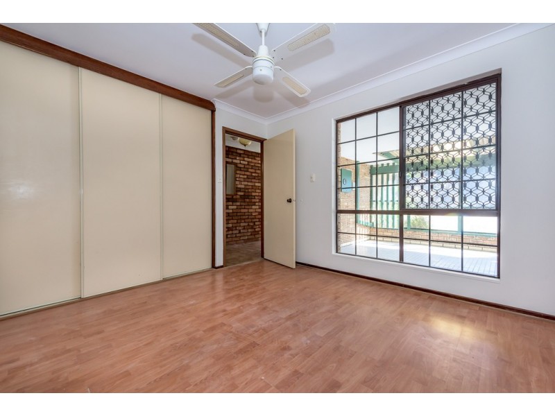 81 Fendam St, Warnbro WA 6169