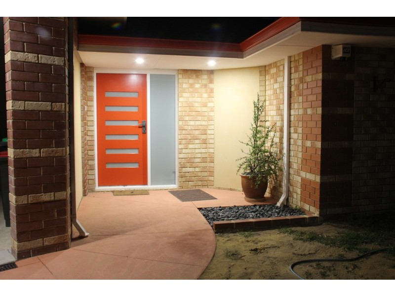10 Solander Close, Waikiki WA 6169