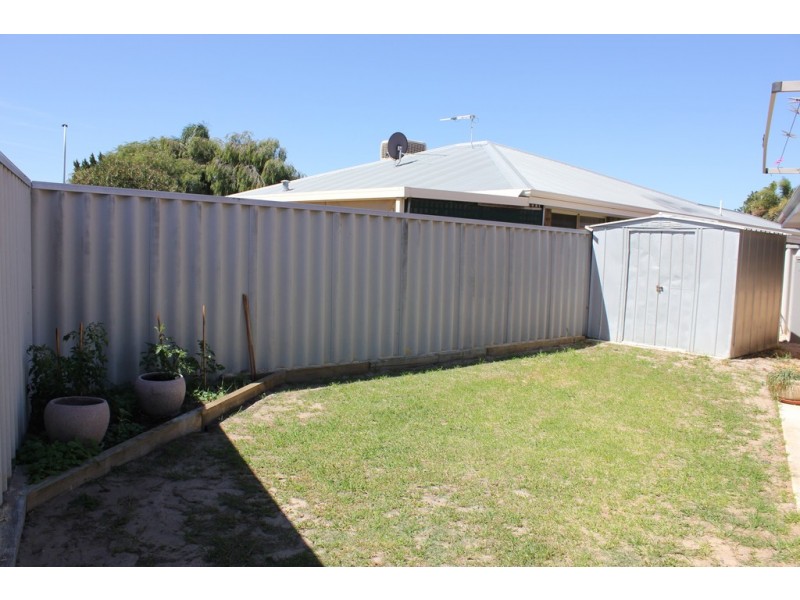 10 Solander Close, Waikiki WA 6169