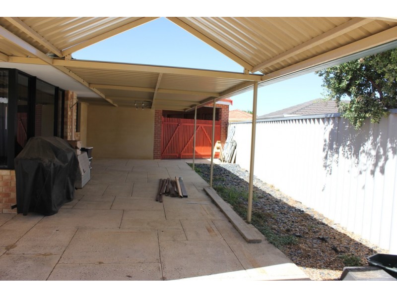 10 Solander Close, Waikiki WA 6169