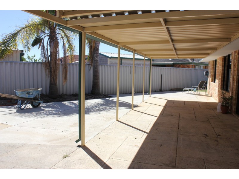 10 Solander Close, Waikiki WA 6169