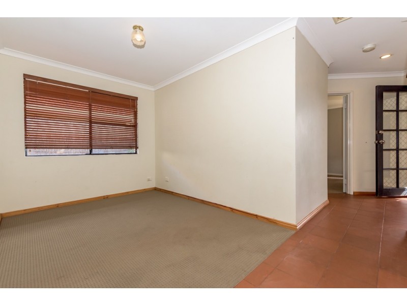 6 Dublin Close, Warnbro WA 6169