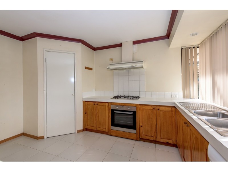 6 Dublin Close, Warnbro WA 6169