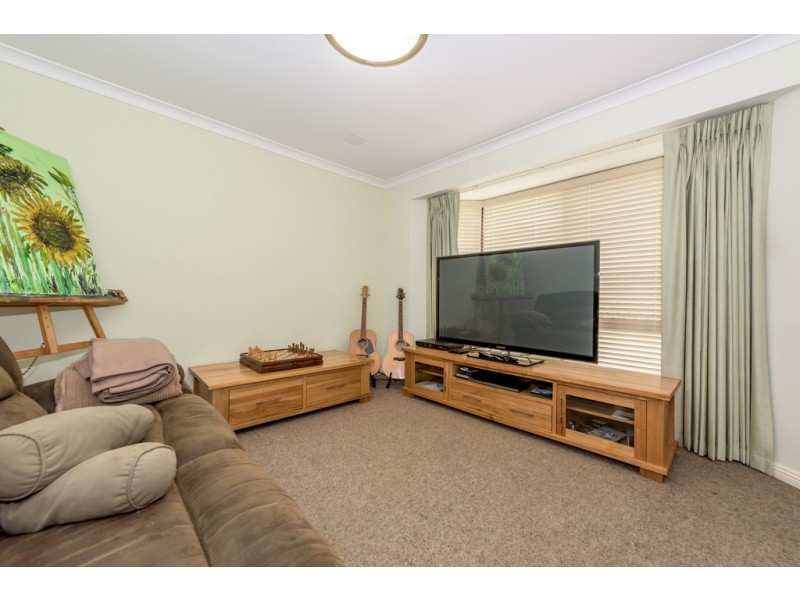 66 Bondi Crescent, Warnbro WA 6169