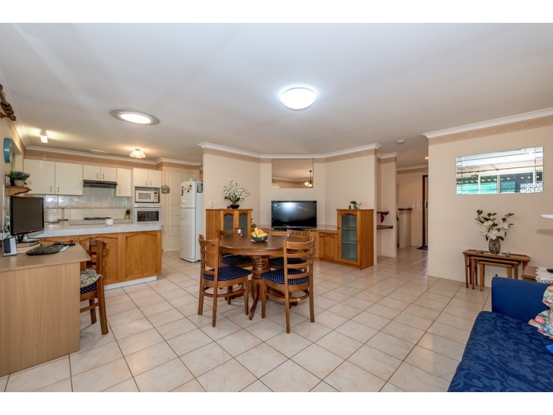 18 Fairview Drive, Waikiki WA 6169
