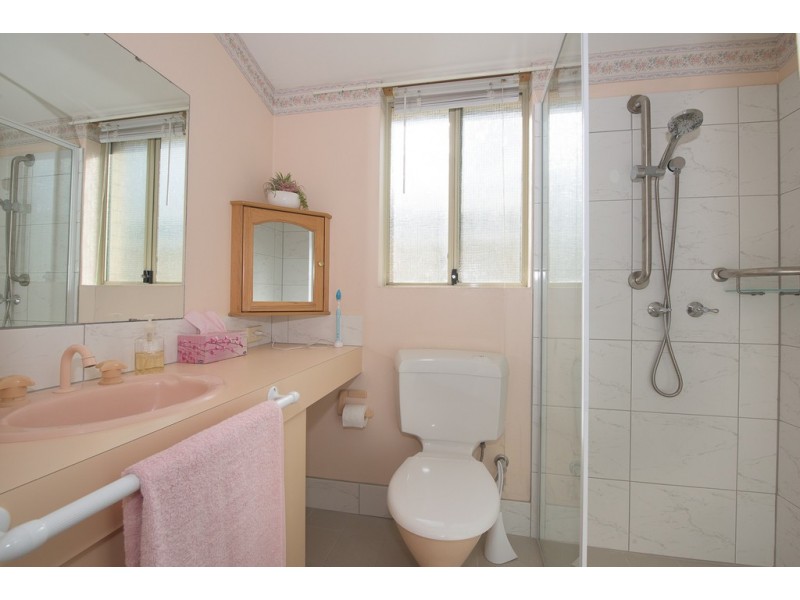 18 Fairview Drive, Waikiki WA 6169