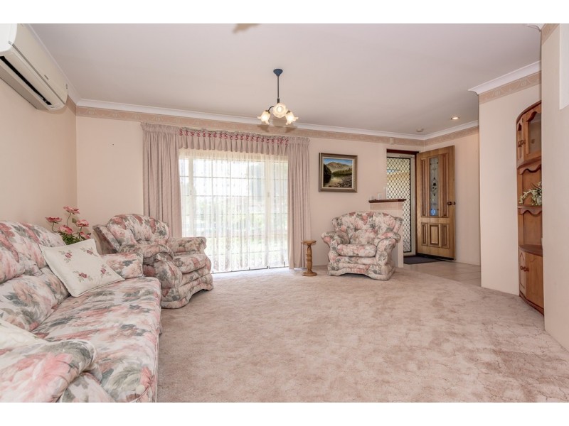 18 Fairview Drive, Waikiki WA 6169