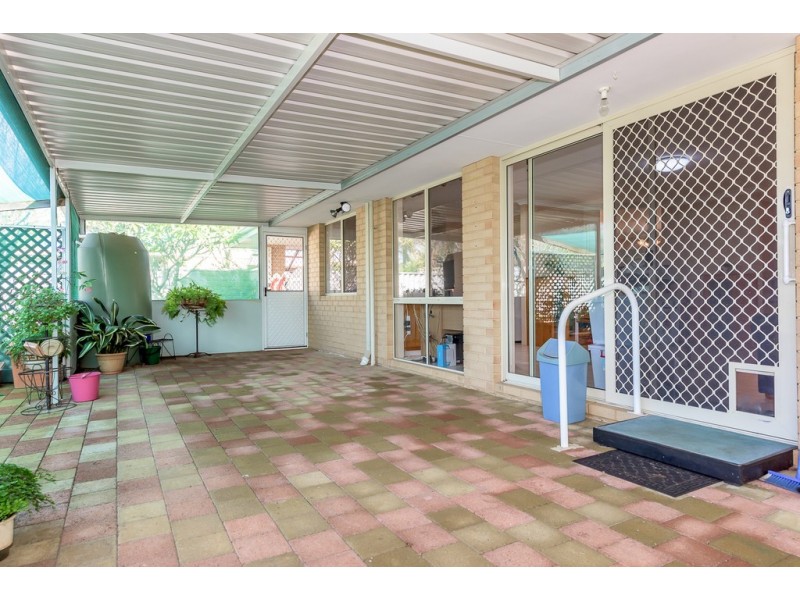 18 Fairview Drive, Waikiki WA 6169