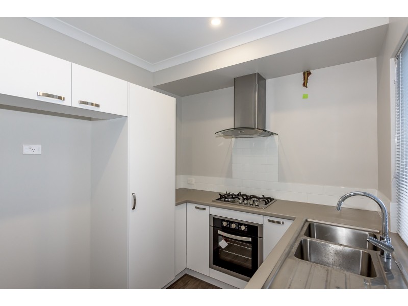 2/6 Forward Street, Mandurah WA 6210