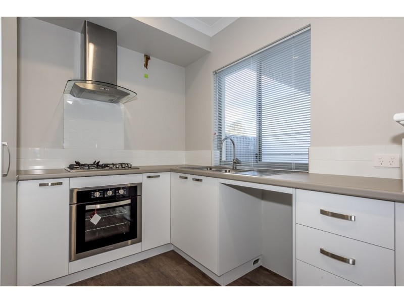 2/6 Forward Street, Mandurah WA 6210