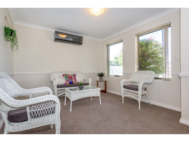 21 Laguardia Loop, Port Kennedy WA 6172