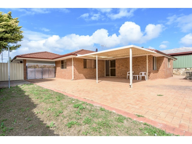 95 Currie Stret, Warnbro WA 6169