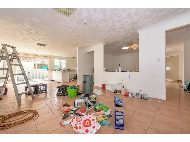 162 Fendam St, Warnbro WA 6169