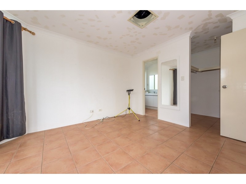 162 Fendam St, Warnbro WA 6169