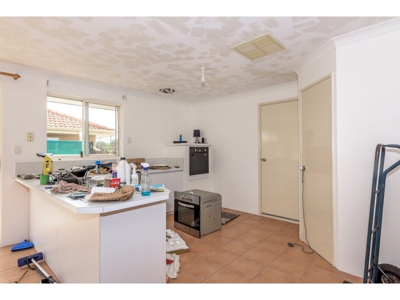 162 Fendam St, Warnbro WA 6169