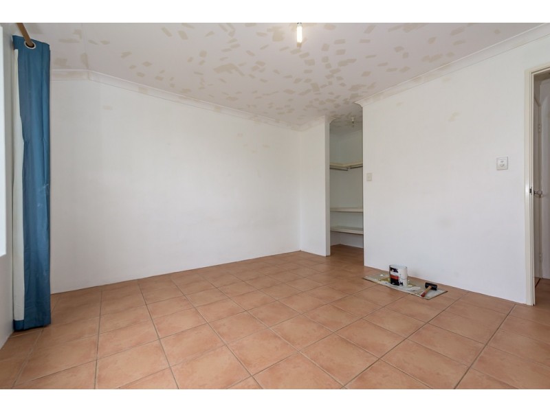 162 Fendam St, Warnbro WA 6169