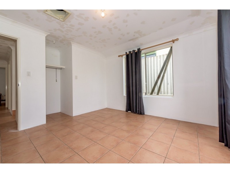 162 Fendam St, Warnbro WA 6169