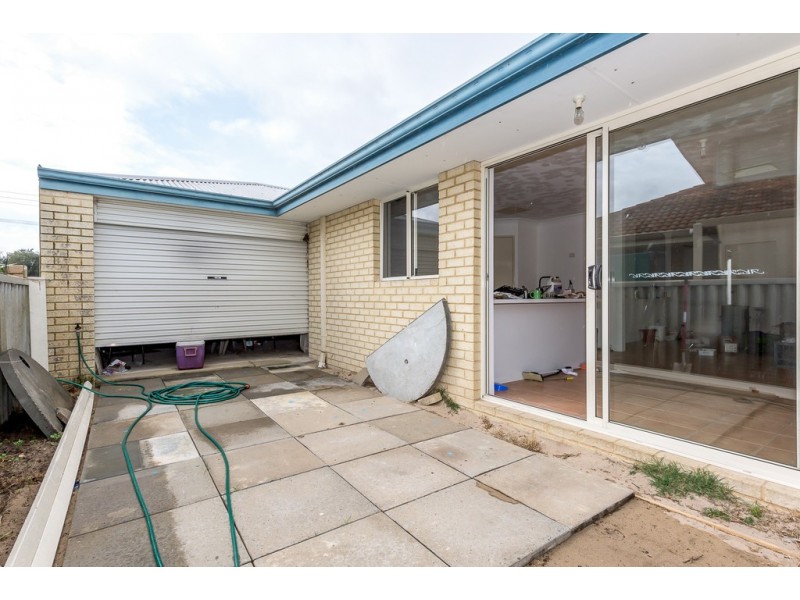 162 Fendam St, Warnbro WA 6169