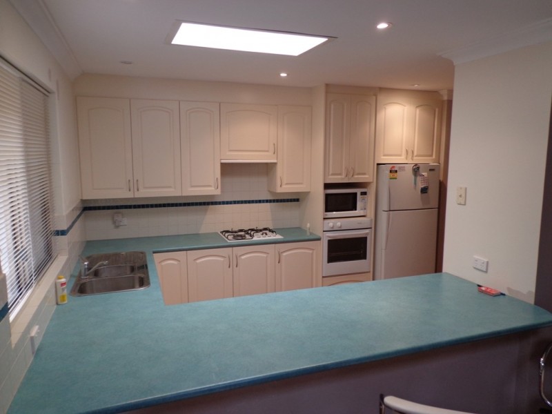 172 Penguin Rd, Safety Bay WA 6169