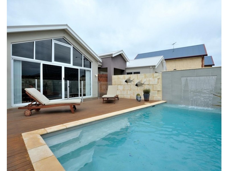 9 Radford Place, Safety Bay WA 6169