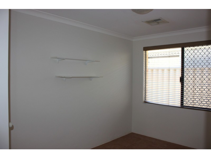 25 San Sebastian Boulevard, Port Kennedy WA 6172