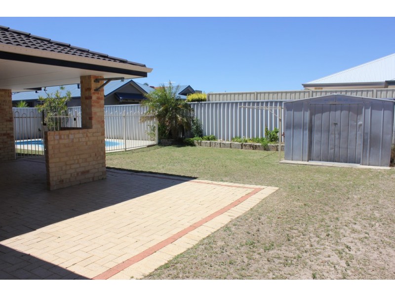 25 San Sebastian Boulevard, Port Kennedy WA 6172