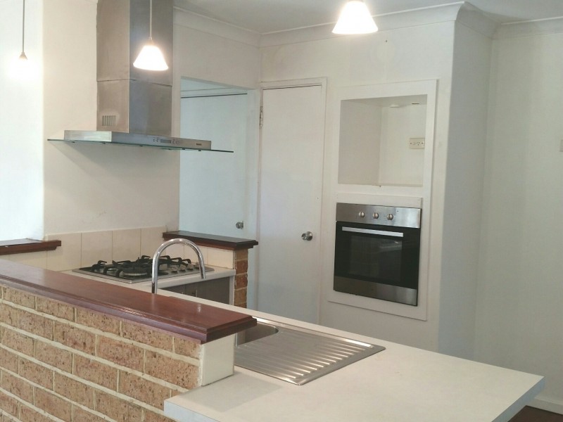 15 Castlereagh Circle, Port Kennedy WA 6172