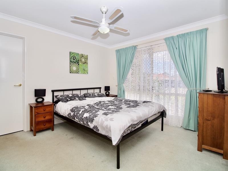 4 Greenlea Crescent, Warnbro WA 6169