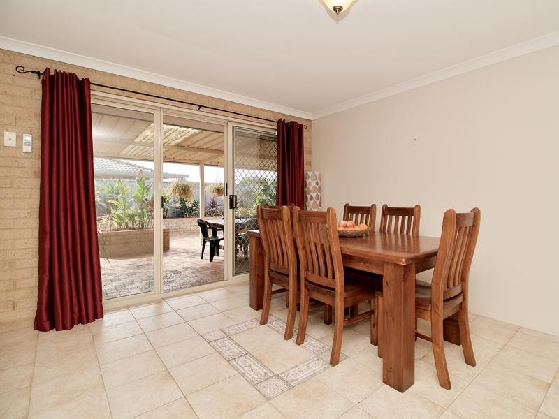 4 Greenlea Crescent, Warnbro WA 6169