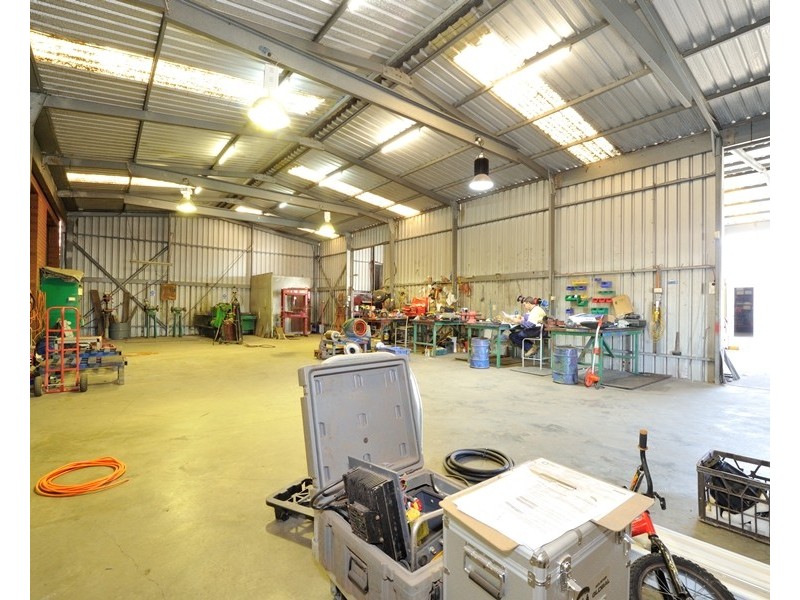 5 Rollings Crescent, Kwinana Beach WA 6167