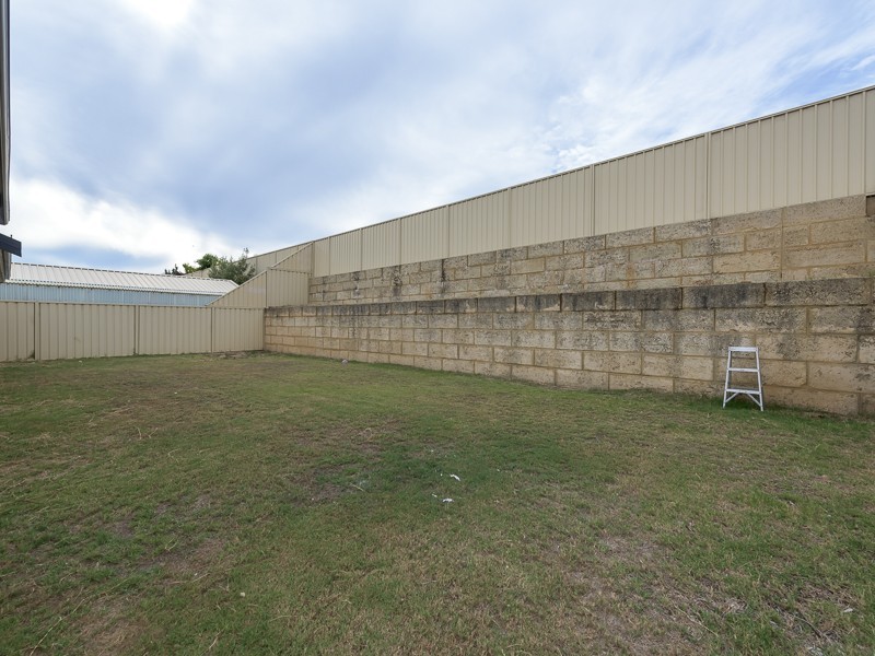 20 Lord Hobart Drive, Madora Bay WA 6210