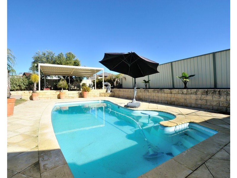 11 Currie Street, Waikiki WA 6169