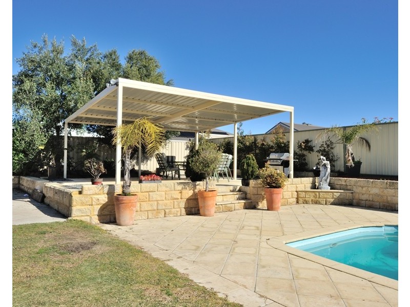 11 Currie Street, Waikiki WA 6169