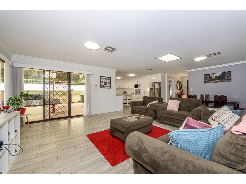 11 Currie Street, Waikiki WA 6169