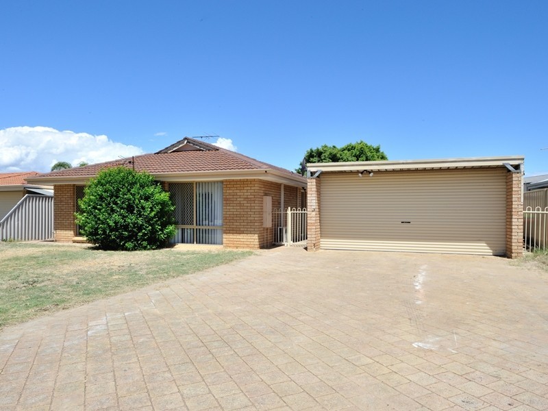 36 Carmody  Road, Waikiki WA 6169