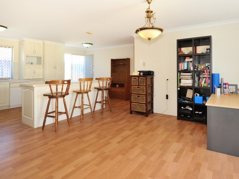 36 Carmody  Road, Waikiki WA 6169