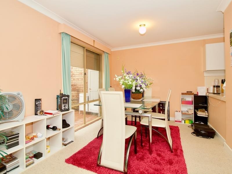 13/8 Merope Close, Rockingham WA 6168